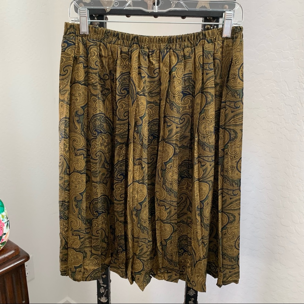 Leslie Fay Pleated Petite Skirt 12P